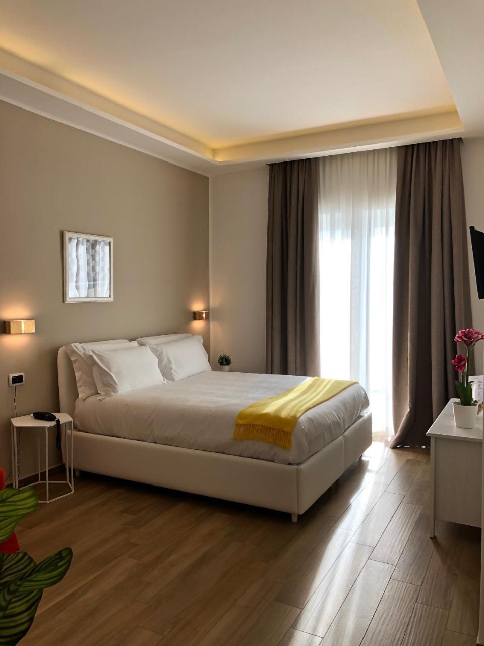 Residenza Madonna Hotel Помпей Екстериор снимка